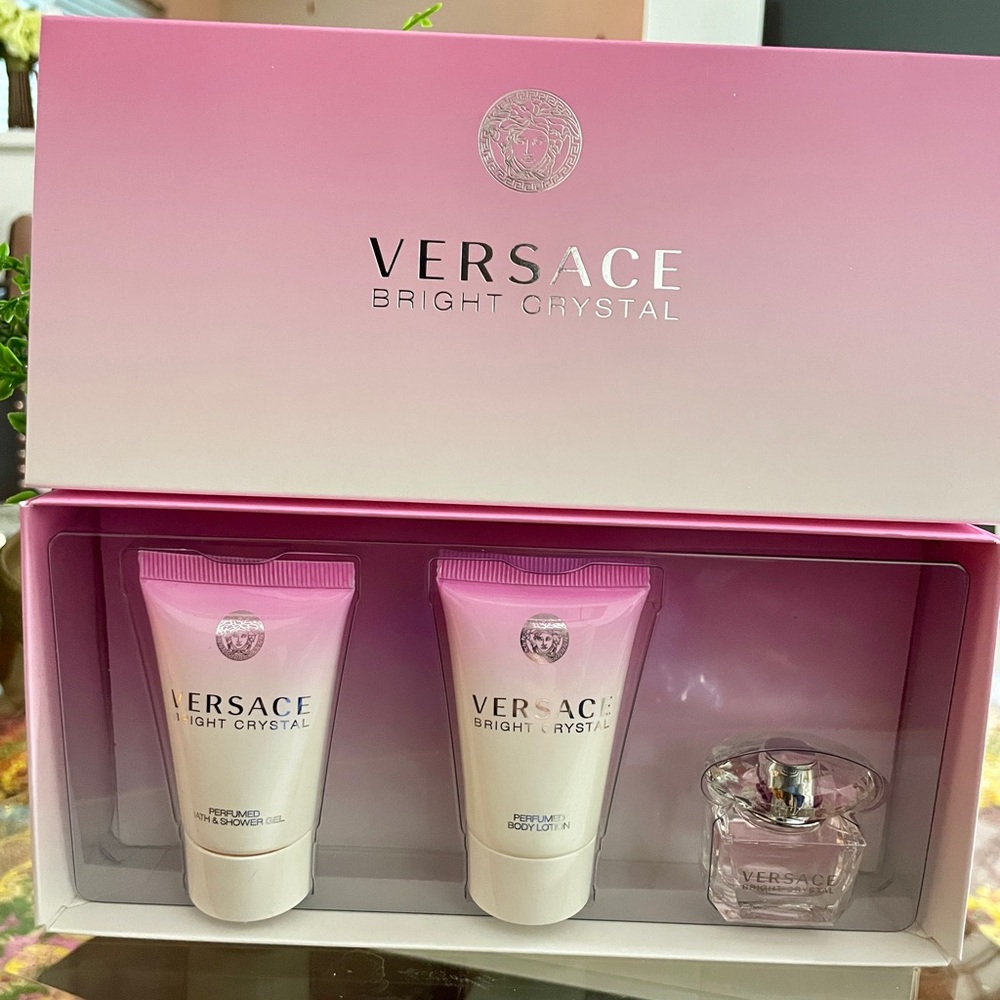 versace - Picture 3 of 6